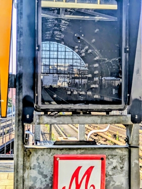 ICE, Bahnhof Berlin Alexanderplatz, Mitte, Berlin, Juni 2024