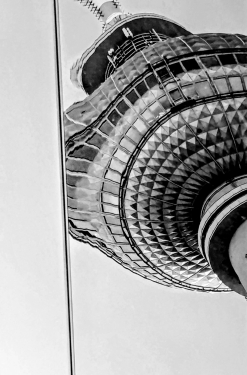 Berliner Fernsehturm, Vapiano, Rathausstraße, Mitte, Berlin, Juni 2024