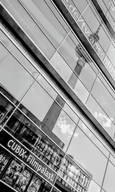 Berliner Fernsehturm, Cubix, Rathausstraße, Mitte, Berlin, Juni 2024