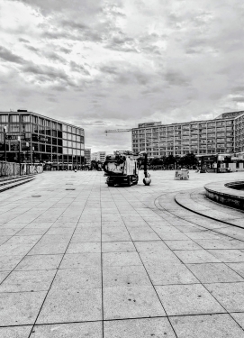 Großkehrmaschine, Berlin Alexanderplatz, Mitte, Berlin, Juni 2024