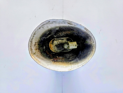 Lampe, Hausdurchgang, Ballhaus Ost, Pappelallee, Prenzlauer Berg, Mai 2024