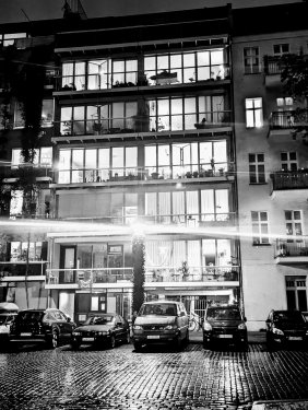 Laterne, Malmöerstraße bei Nacht, Prenzlauer Berg, Oktober 2023