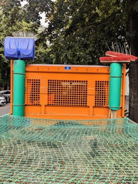 Reinigungsfahrzeug, Putbusser Straße, Gesundbrunnen, Berlin, August 2024